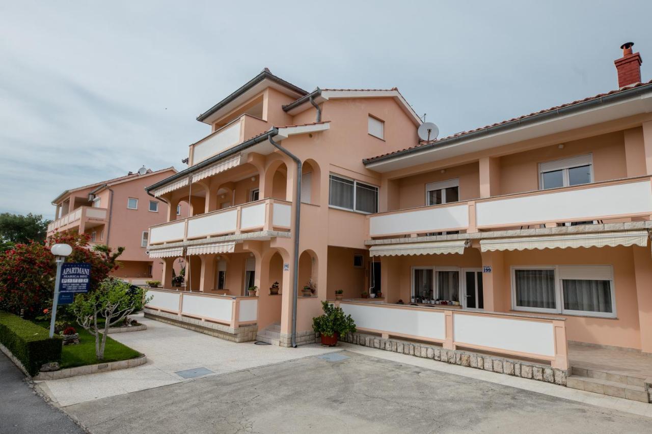 Apartmani Marica Beg Palit 外观 照片