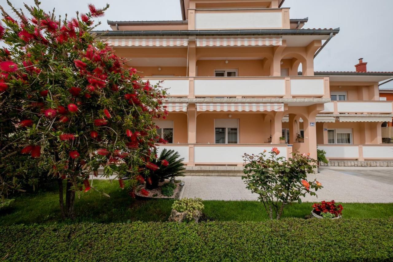 Apartmani Marica Beg Palit 外观 照片